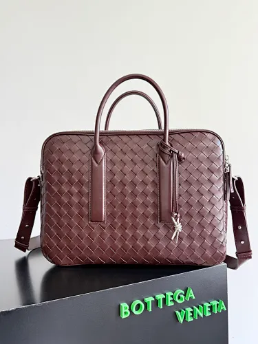 All categories 💚 Top version men’s bags 💚 BV 2026 official website new BV briefcase